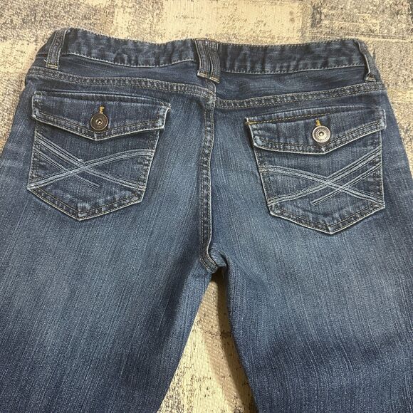 Aeropostale Capri Womens Jeans 9/10 Blue Dark Denim Flap Pockets Low Rise Pants - Picture 1 of 11